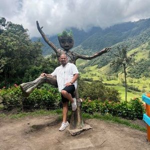 Meet your Posher, Dwight